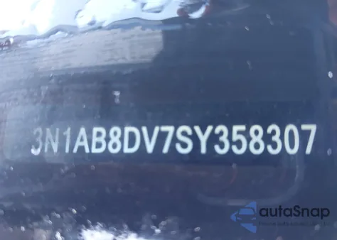 2025 Nissan Sentra Sr z USA, uszkodzony, nr VIN 3N1AB8DV7SY358307